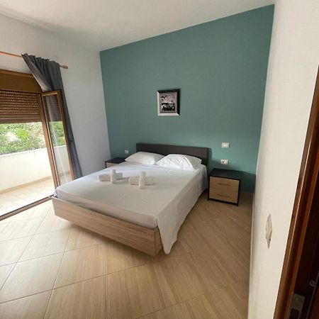 Vlora Villa Exterior photo