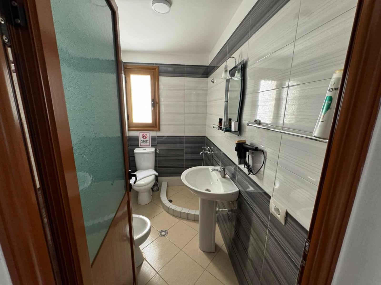 Vlora Villa Exterior photo