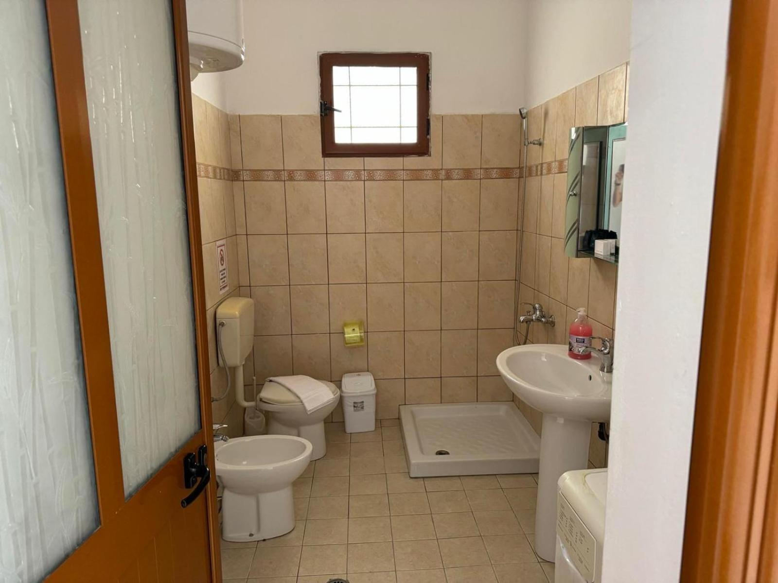 Vlora Villa Exterior photo